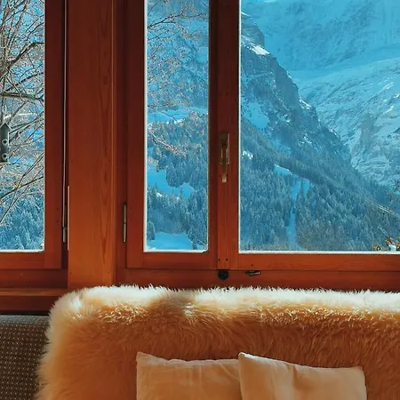 Stylish Chalet With Breathtaking View Grindelwald